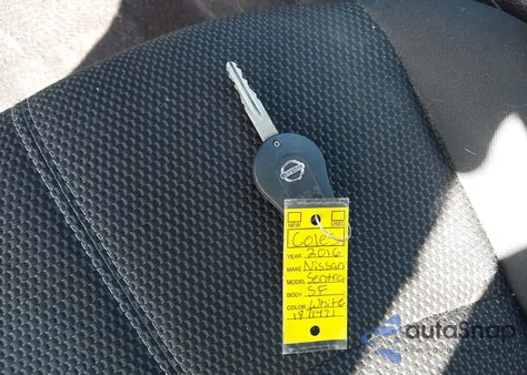 2016 Nissan Sentra S z USA, uszkodzony, nr VIN 3N1AB7AP5GY272579